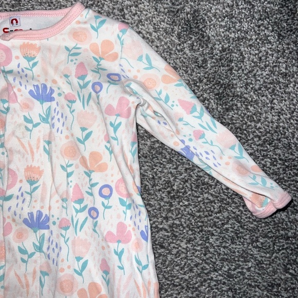 Magnetic me 6-9 months Floral Kids One Piece - Picture 5 of 12